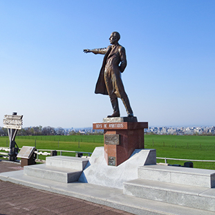 クラーク広場（クラーク像）